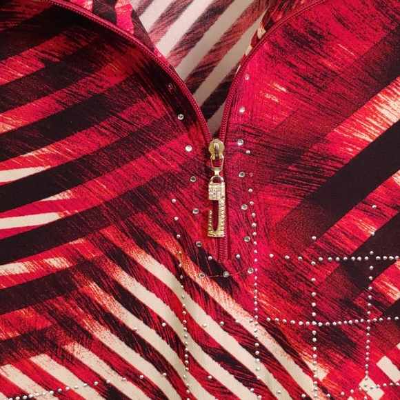 Jackets by Galore Blouse - Picture 2 of 5